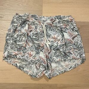 Palm Leaves Shorts